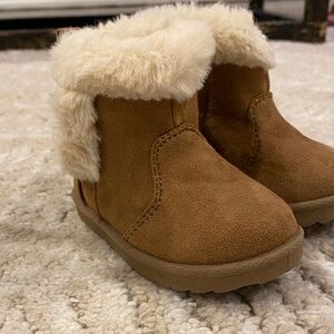 Wonder Nation Brown Kids Boots with Cream Fur